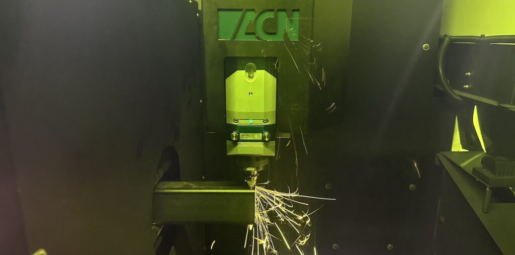 Corte a laser em todo o tipo de tubos