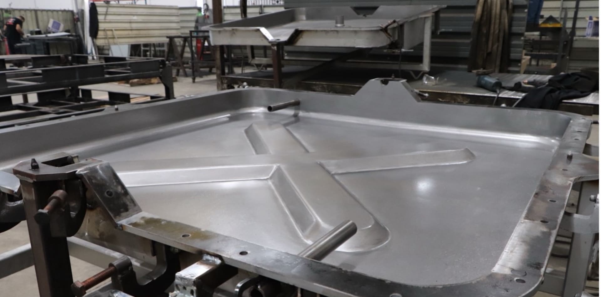 Construção de moldes para a indústria de rotomoldagem Precisão, engenharia e qualidade para produzir peças de excelência
