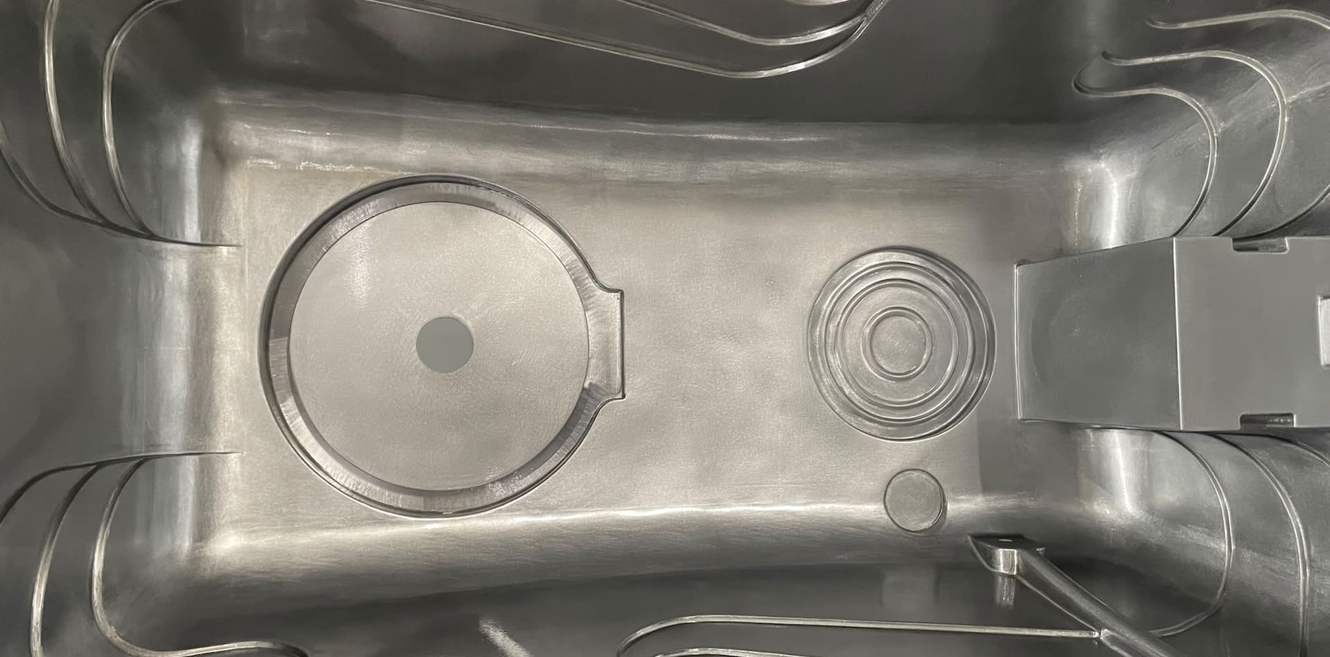Design e desenvolvimento de produtos da ideia ao molde para rotomoldagem